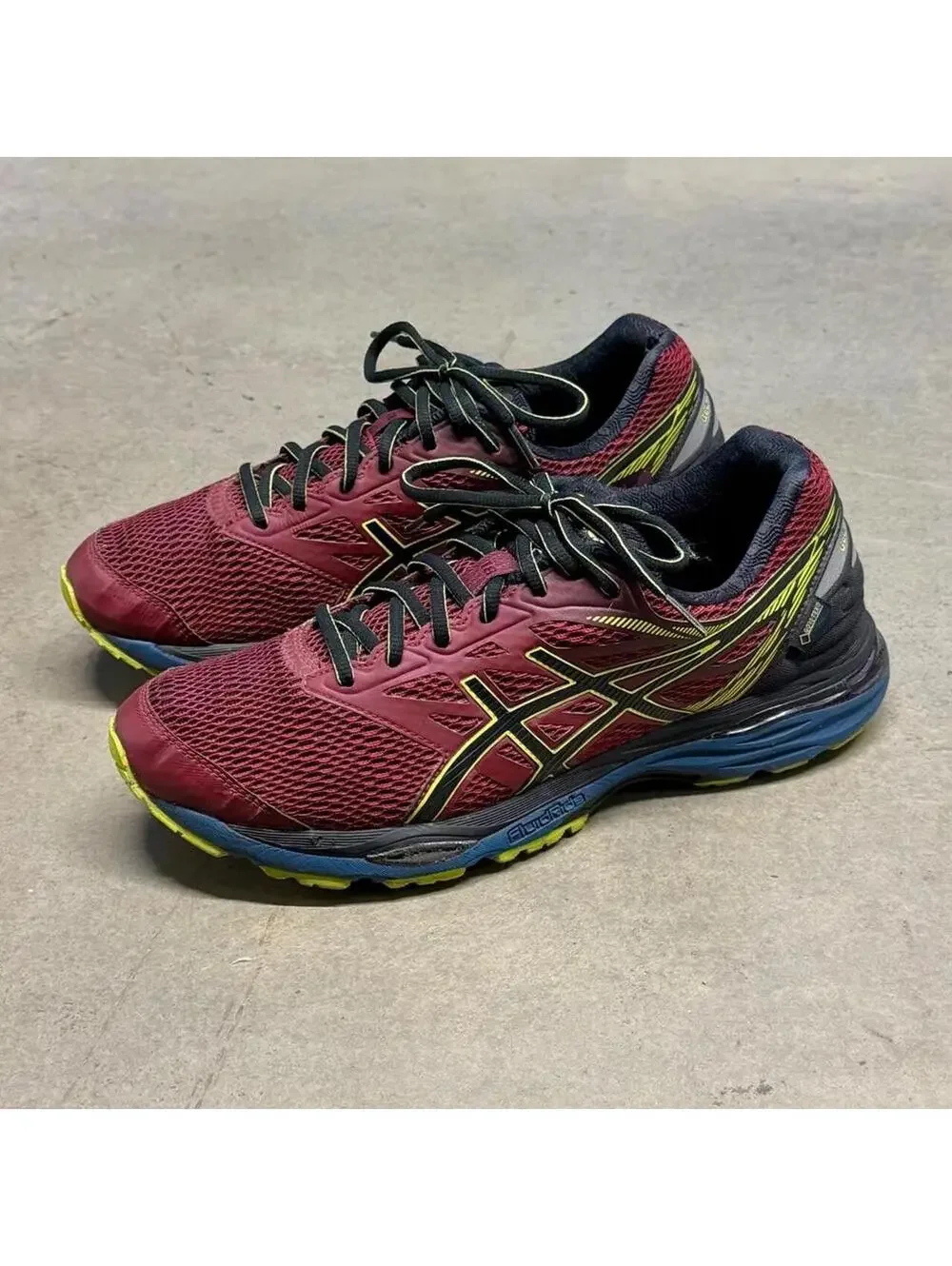ASICS Gel-Cumulus 18 GTX Gore-Tex Burgundy/Yellow/Black/Blue Running Shoes 10.5M